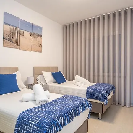 Apartment Blue Paradise