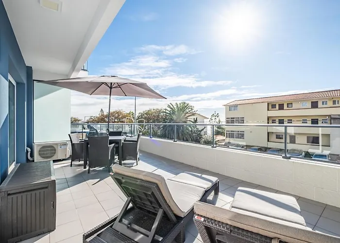 Blue Paradise * Caniço